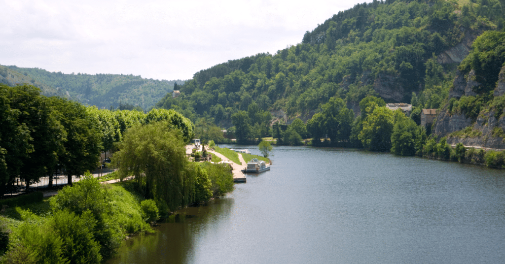 Détente et baignade dans les 6 plus belles plages du Lot